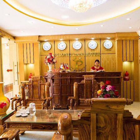 Phong Lan Hotel Son La Exterior foto